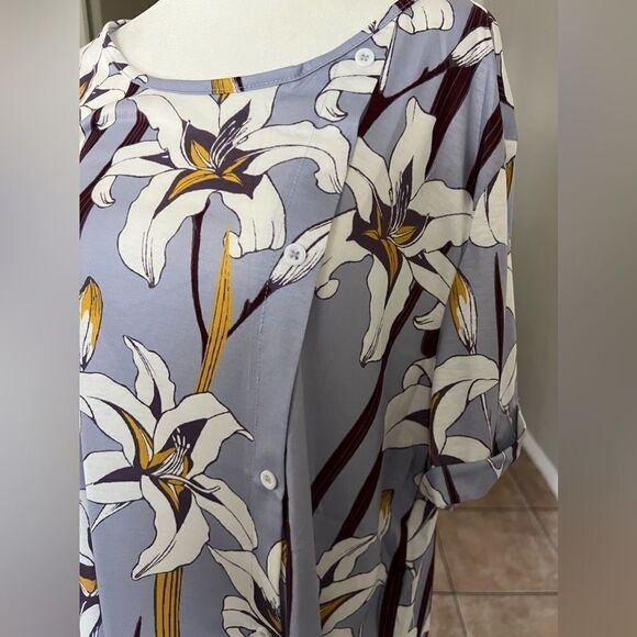 Misslook Woman’s Floral Top - Picture 4 of 8